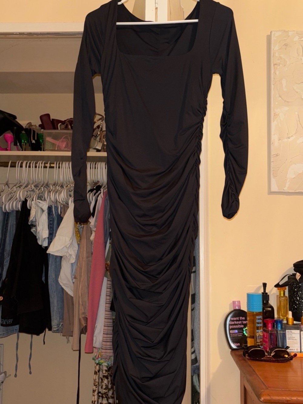 Elegant Black Long-Sleeve Ruched Maxi Dress